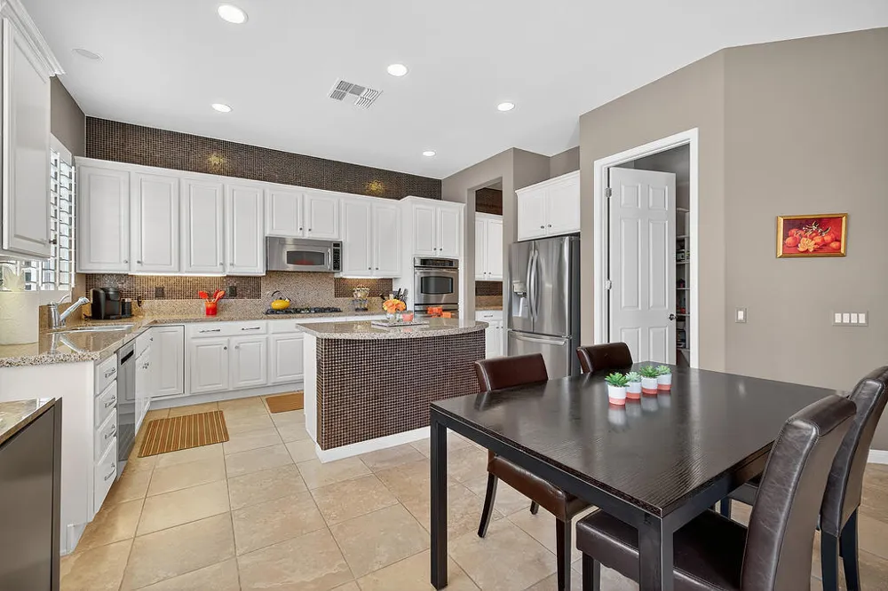 81157 Avenida Sombra Indio, CA 92203