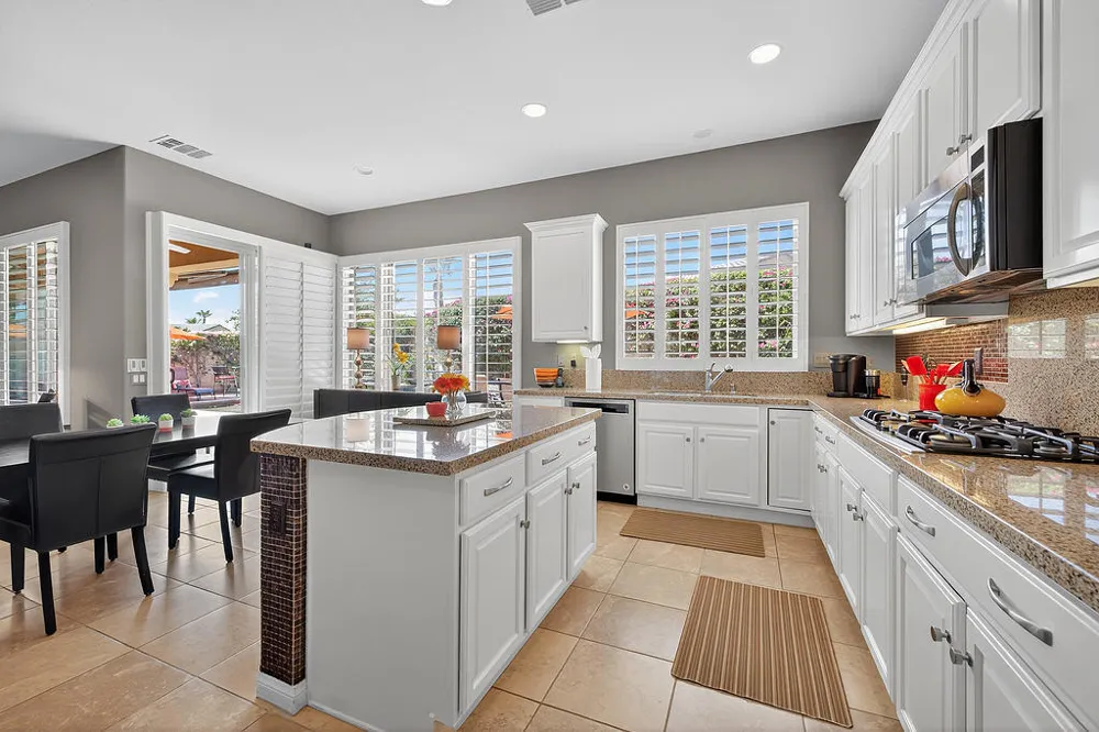 81157 Avenida Sombra Indio, CA 92203