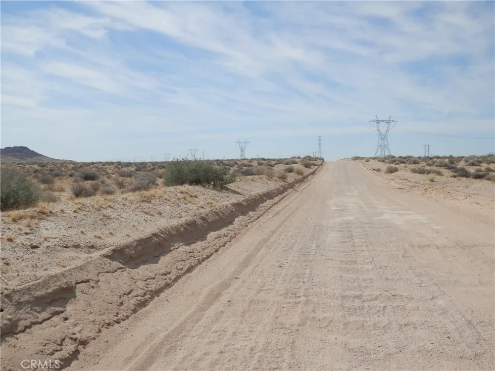 Holstead Road Hinkley, CA 92347