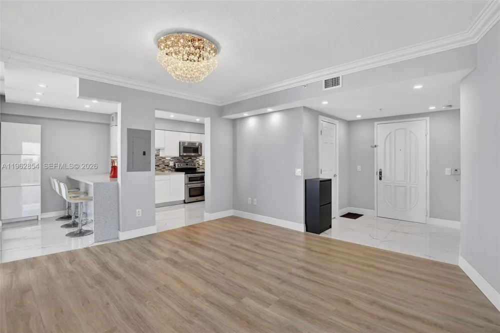 3370 Hidden Bay Dr #1501 Aventura, FL 33180