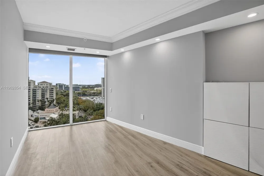 3370 Hidden Bay Dr #1501 Aventura, FL 33180