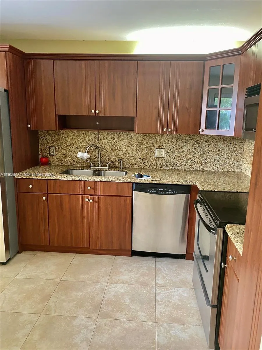 16541 Blatt Blvd #203