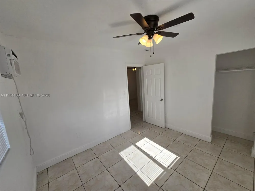 535 NW 7th St #9 Miami, FL 33136
