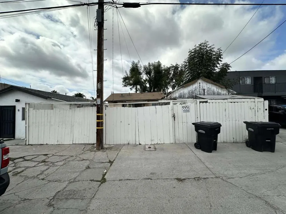 3549 42nd St San Diego, CA 92105