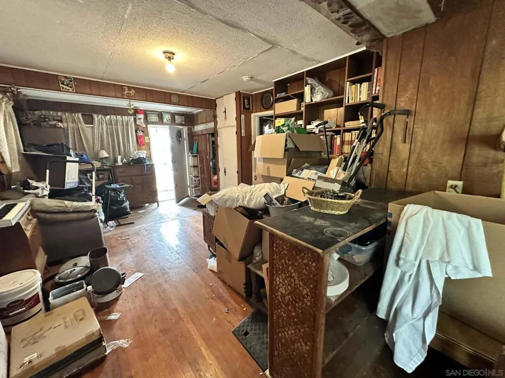 3549 42nd St San Diego, CA 92105