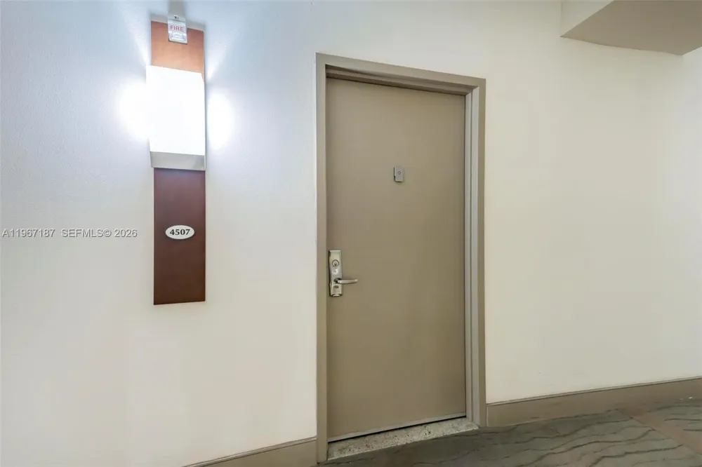 1750 Bayshore Dr #4507 Miami, FL 33132