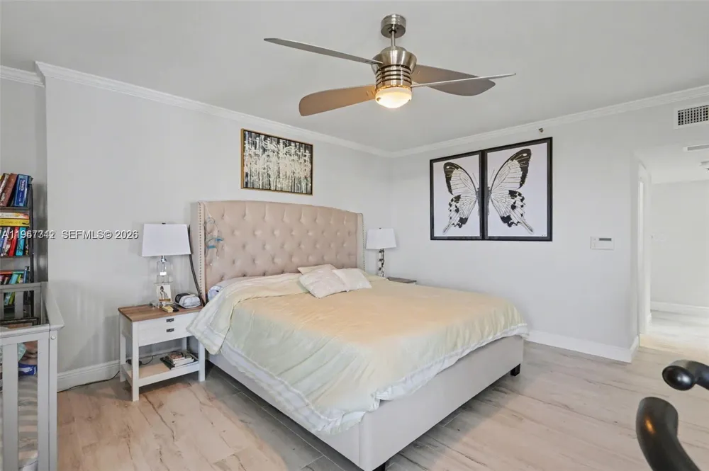 300 Three Islands Blvd #PH3A Hallandale Beach, FL 33009