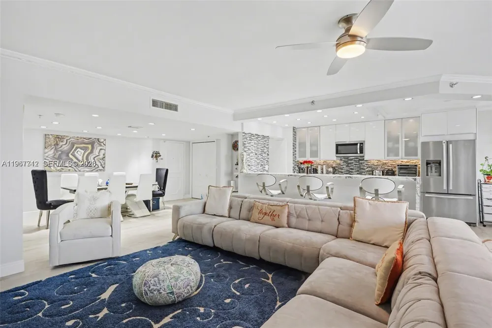 300 Three Islands Blvd #PH3A Hallandale Beach, FL 33009