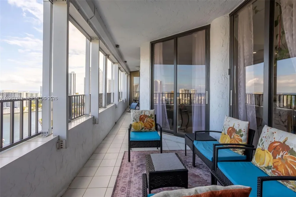 300 Three Islands Blvd #PH3A Hallandale Beach, FL 33009