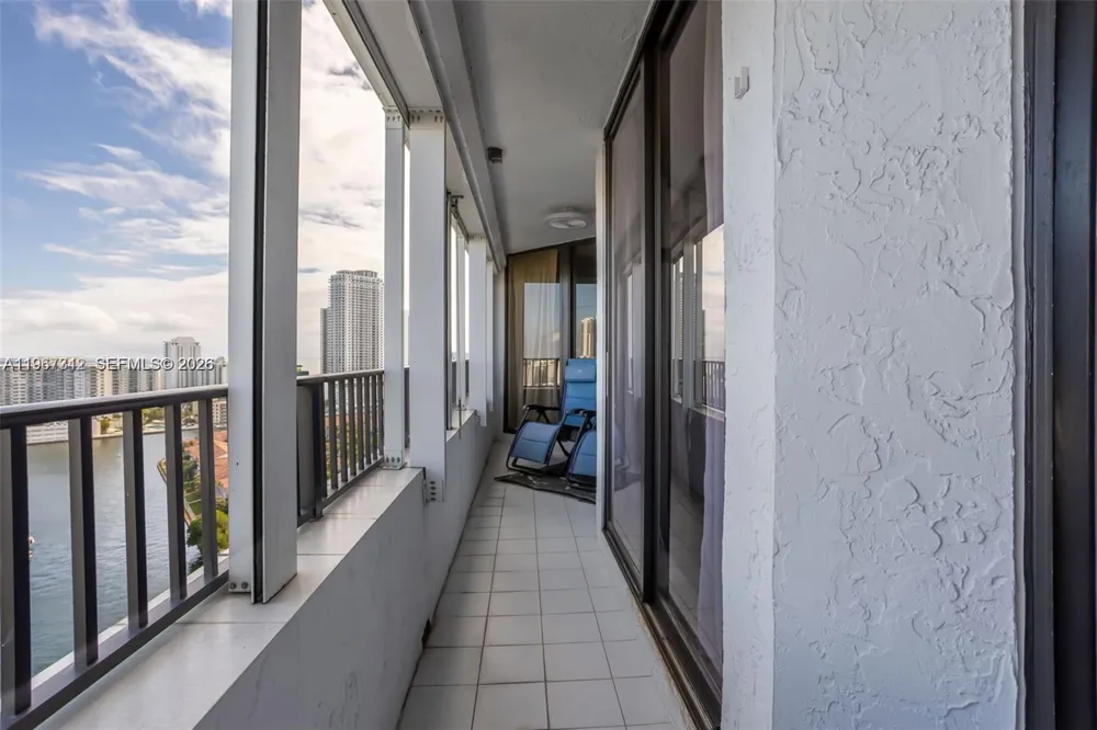 300 Three Islands Blvd #PH3A Hallandale Beach, FL 33009