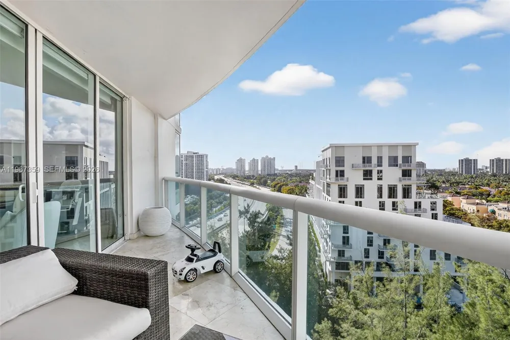 19400 Turnberry Way #1012 Aventura, FL 33180
