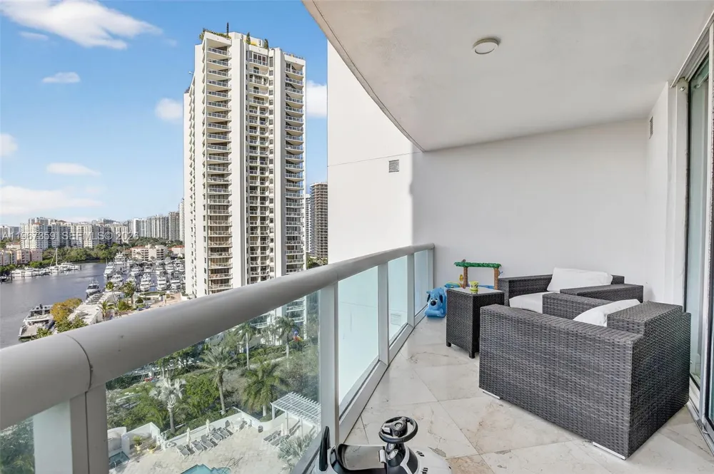 19400 Turnberry Way #1012 Aventura, FL 33180