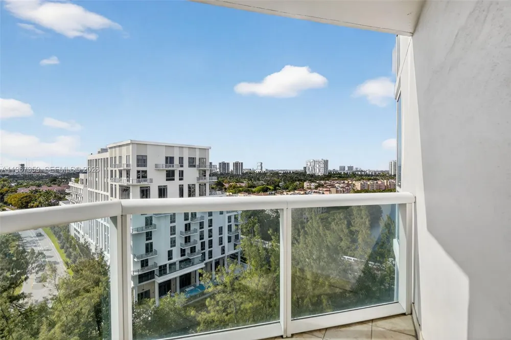 19400 Turnberry Way #1012 Aventura, FL 33180