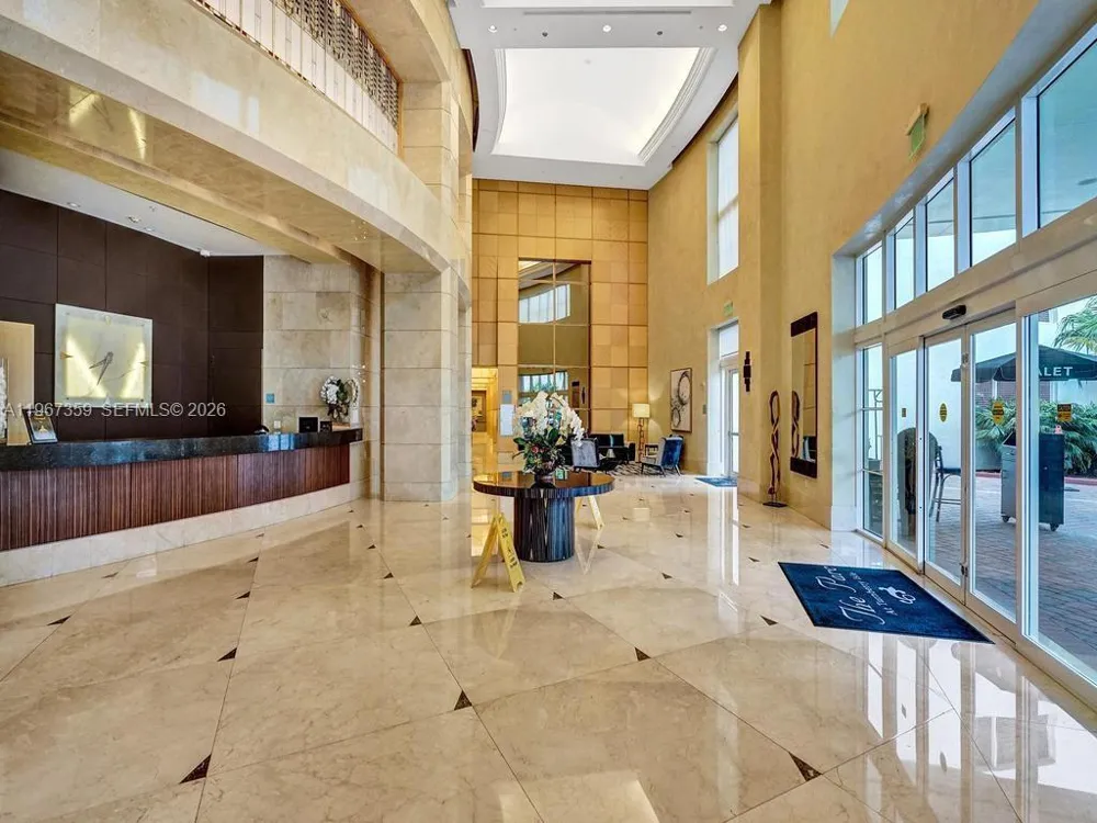 19400 Turnberry Way #1012 Aventura, FL 33180