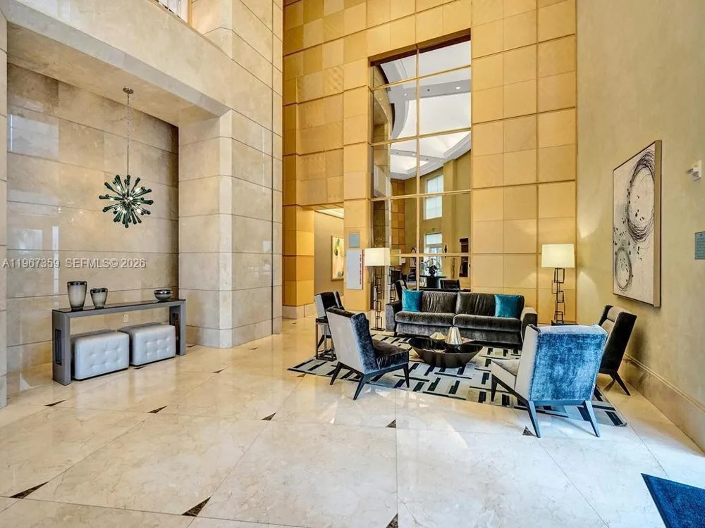 19400 Turnberry Way #1012 Aventura, FL 33180