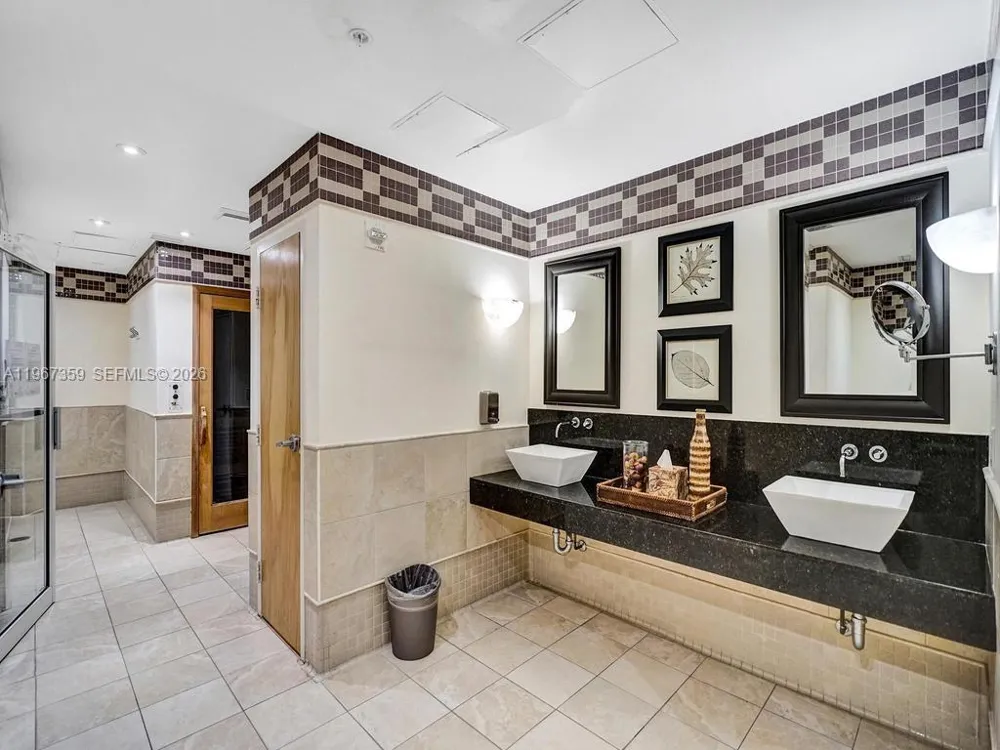 19400 Turnberry Way #1012 Aventura, FL 33180