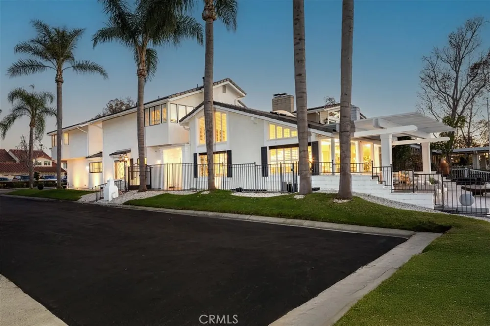 21961 Cayuga Lane Lake Forest, CA 92630