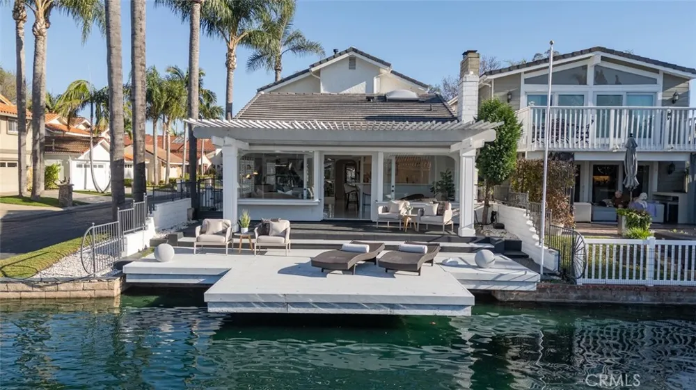 21961 Cayuga Lane Lake Forest, CA 92630
