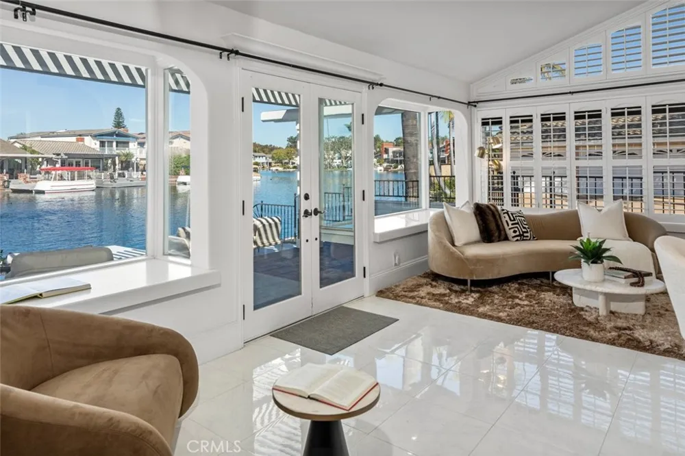 21961 Cayuga Lane Lake Forest, CA 92630