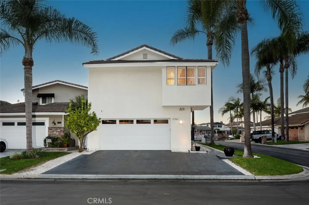 21961 Cayuga Lane Lake Forest, CA 92630