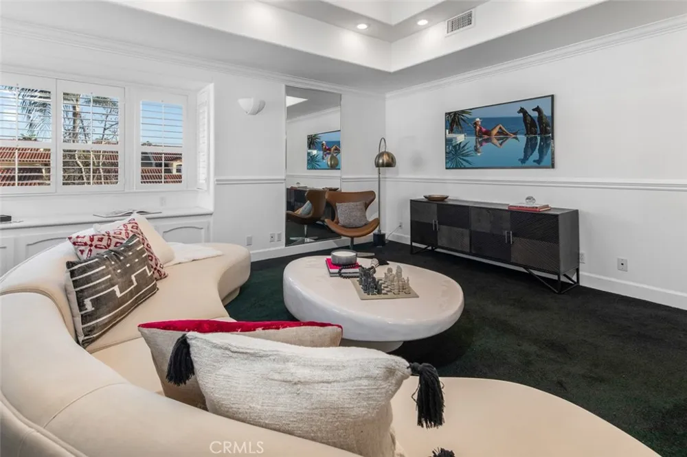 21961 Cayuga Lane Lake Forest, CA 92630