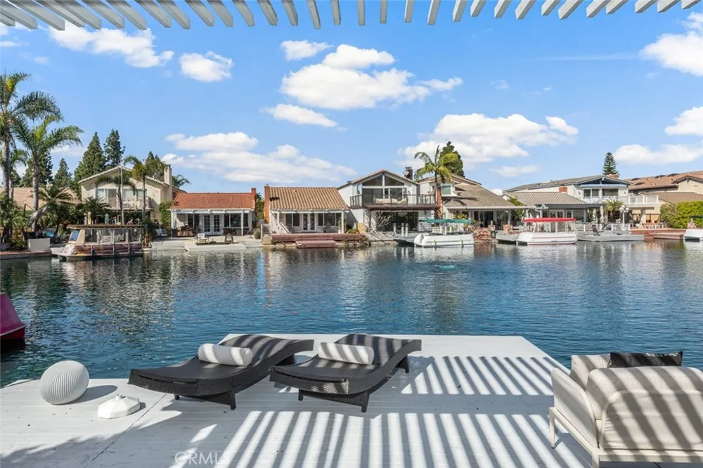 21961 Cayuga Lane Lake Forest, CA 92630