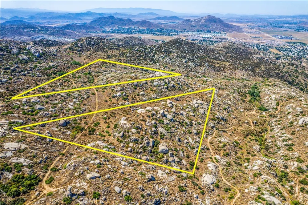 Gunther Menifee, CA 92585