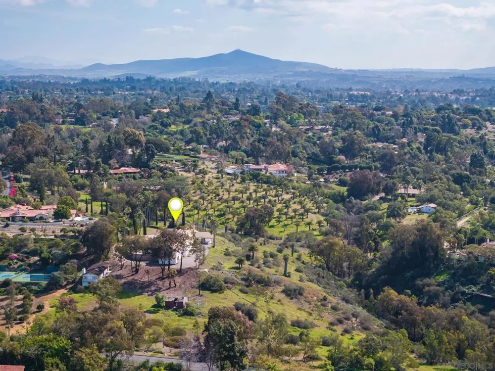 18024 Avenida Alondra Rancho Santa Fe, CA 92067