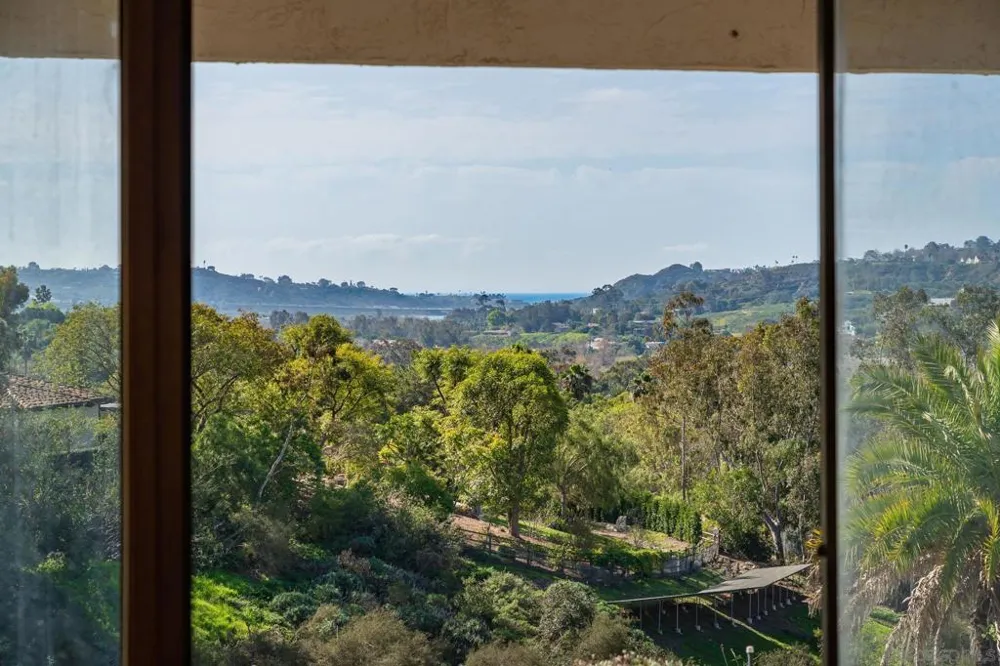 18024 Avenida Alondra Rancho Santa Fe, CA 92067