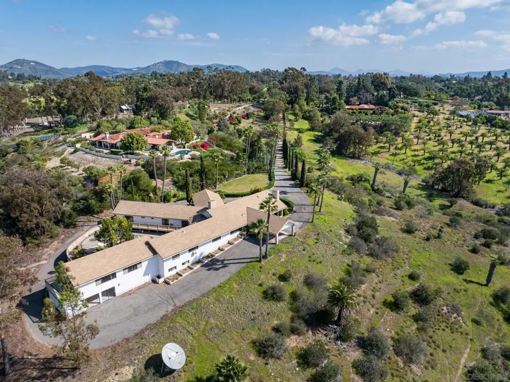 18024 Avenida Alondra Rancho Santa Fe, CA 92067