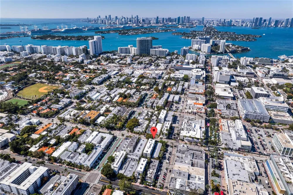 1615 Meridian Ave #202 Miami Beach, FL 33139