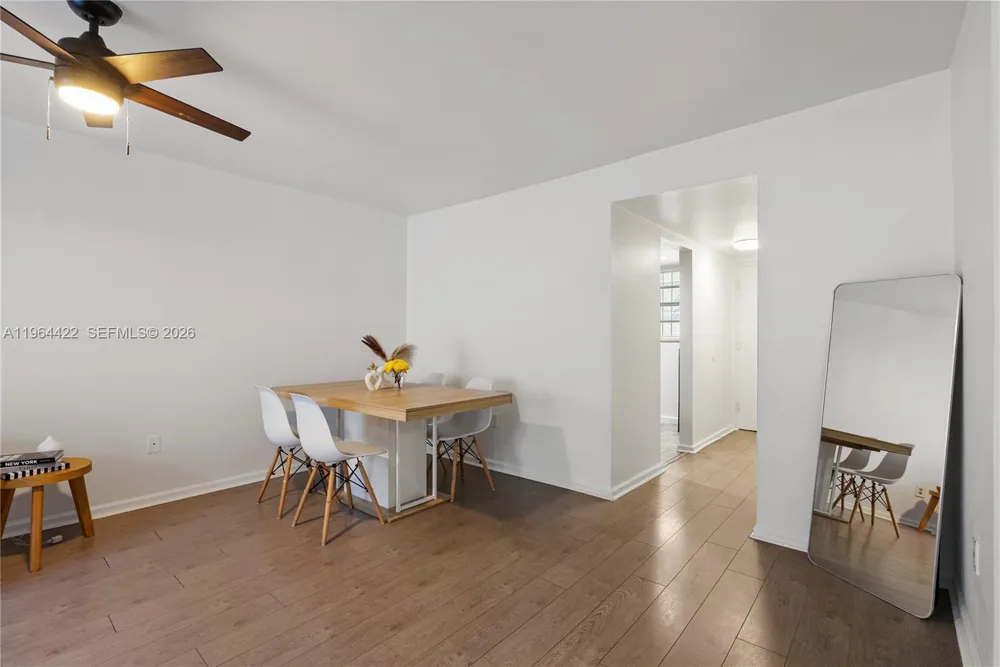 1615 Meridian Ave #202 Miami Beach, FL 33139