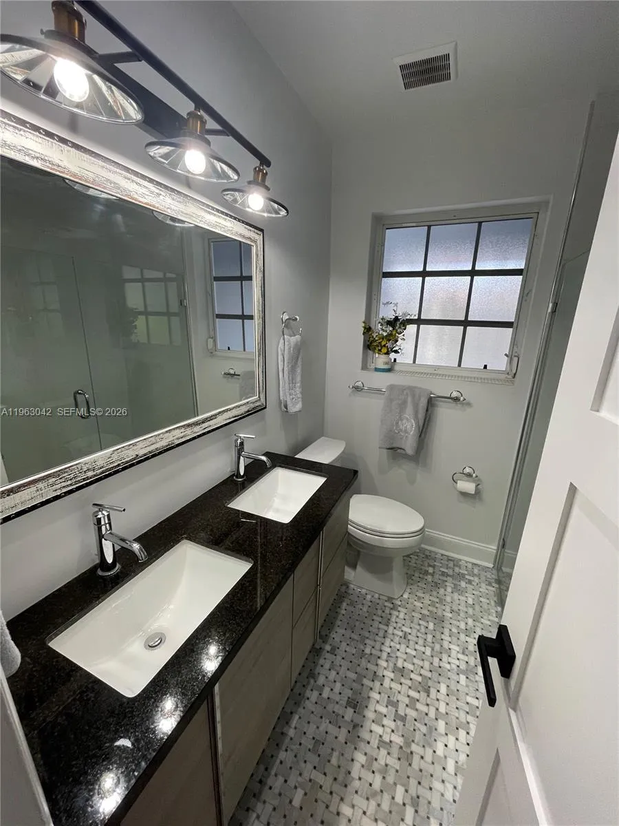Address Not Shown Coral Gables, FL 33146