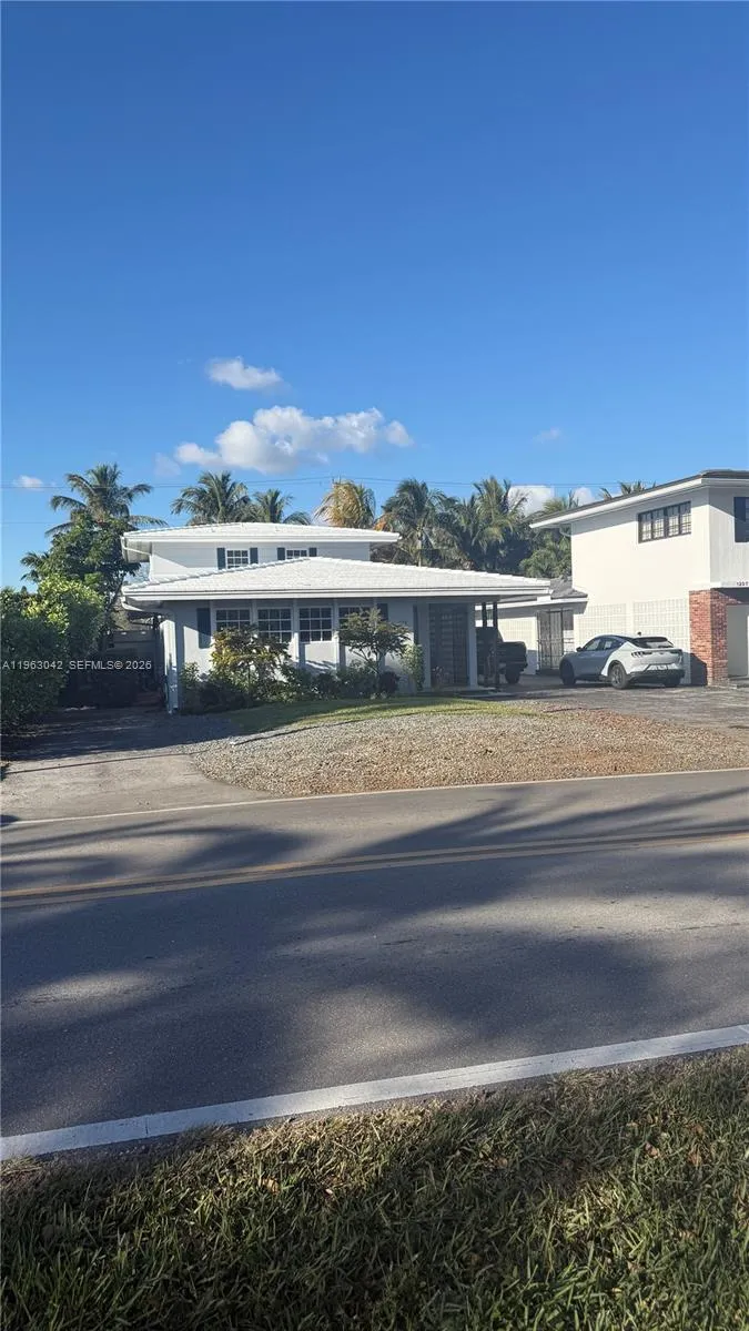 Address Not Shown Coral Gables, FL 33146