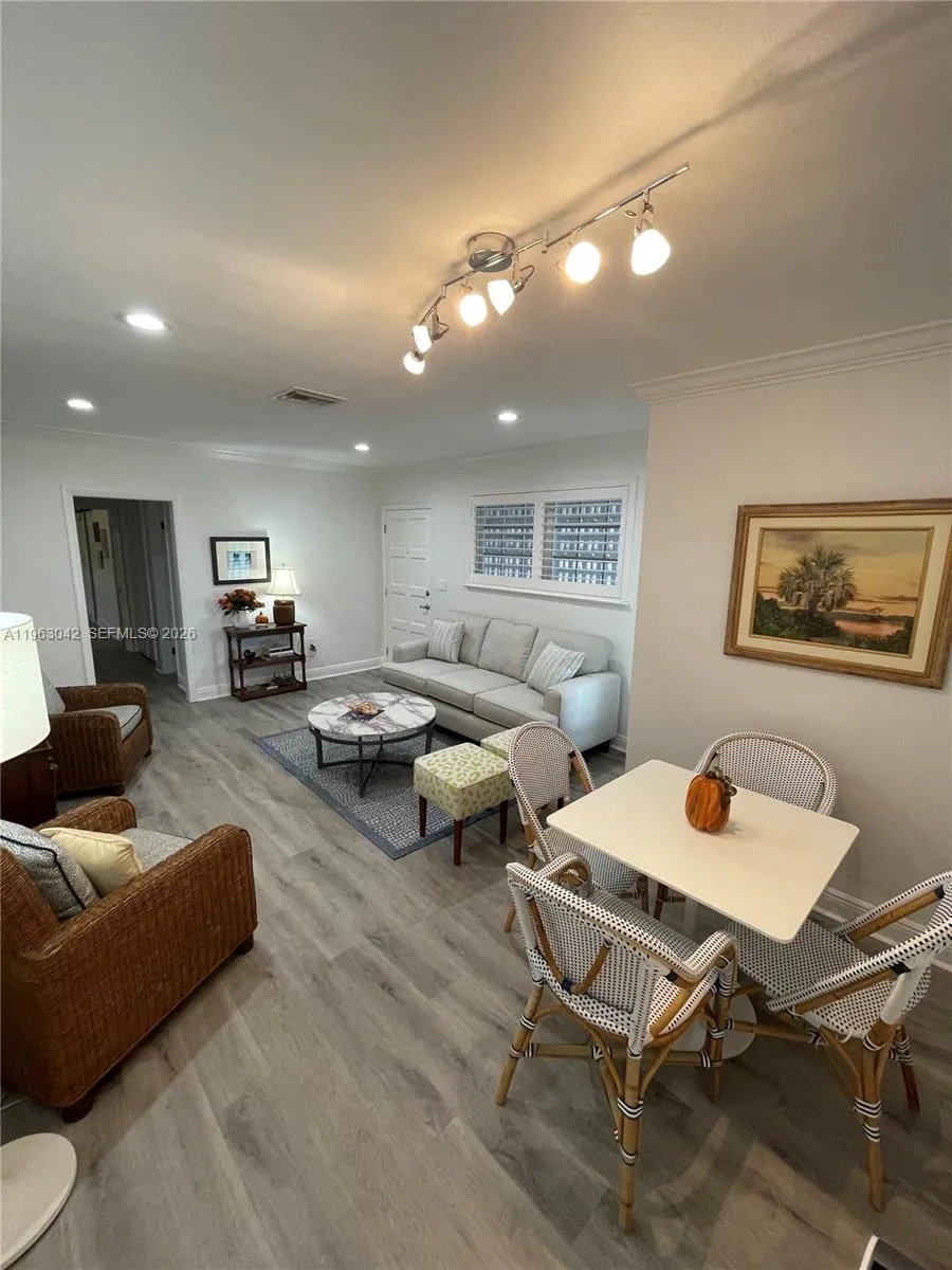 Address Not Shown Coral Gables, FL 33146