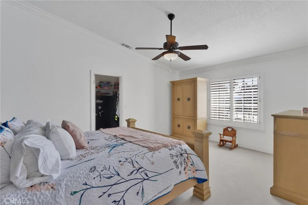 12290 Larch Road Oak Hills, CA 92344