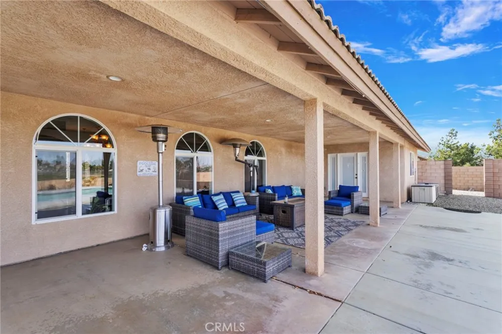 12290 Larch Road Oak Hills, CA 92344