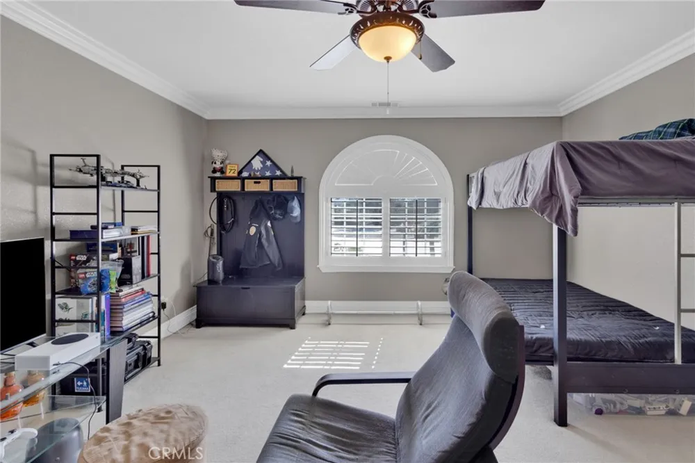 12290 Larch Road Oak Hills, CA 92344