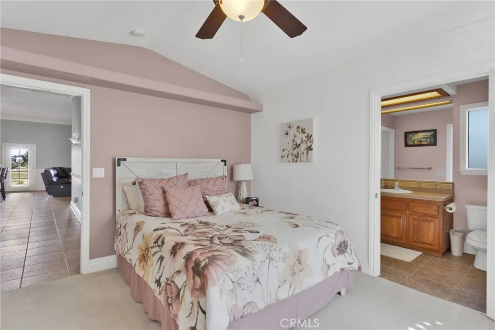 12290 Larch Road Oak Hills, CA 92344