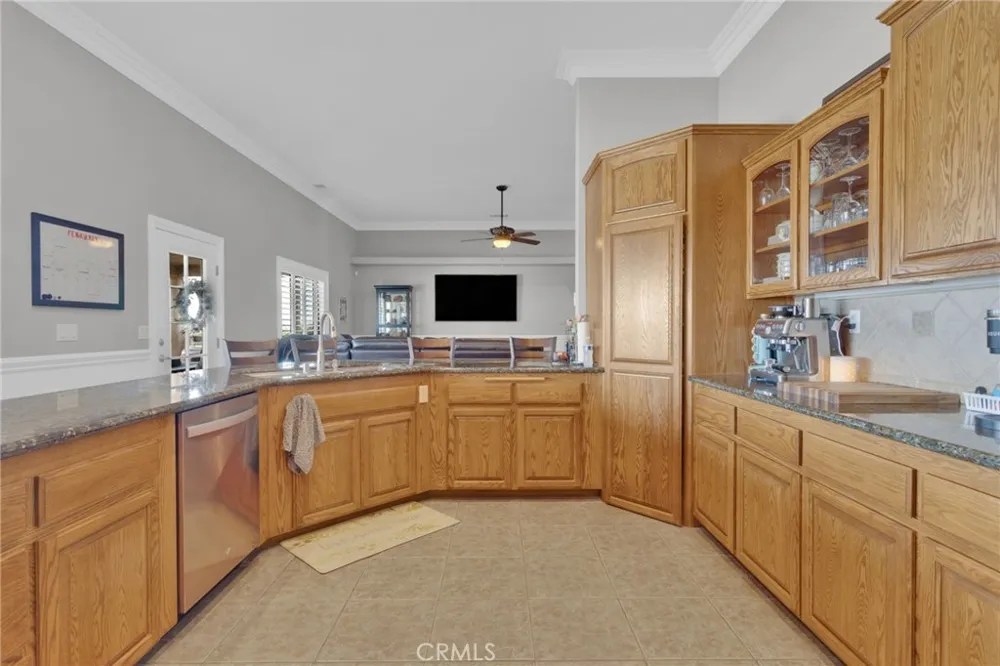 12290 Larch Road Oak Hills, CA 92344