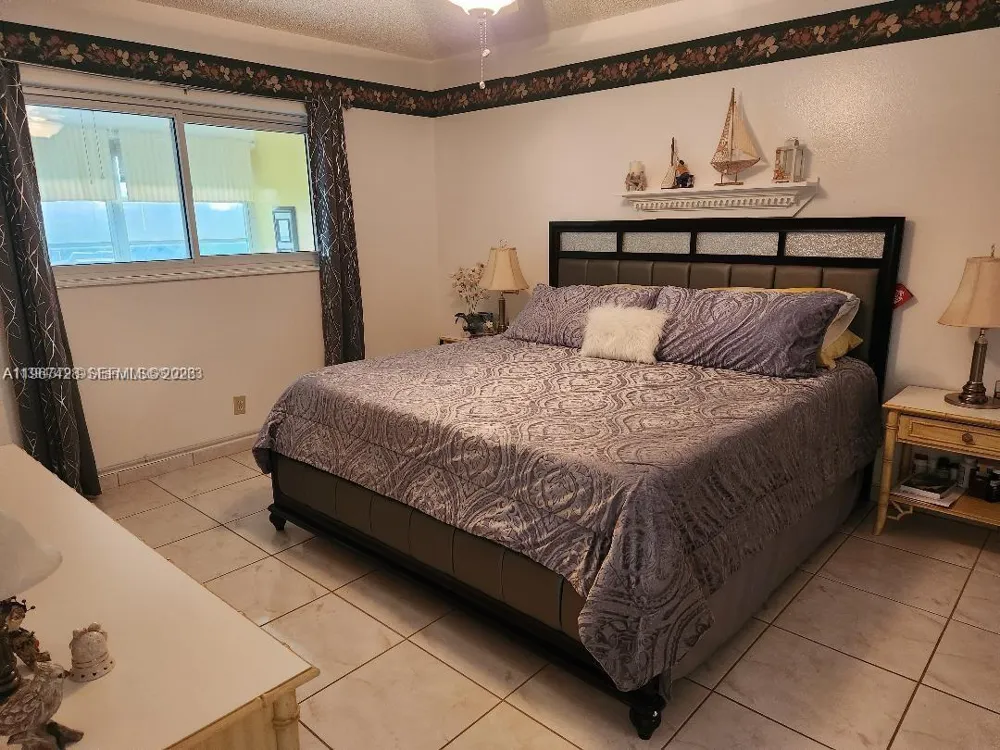 4806 NW 36th St #607 Lauderdale Lakes, FL 33319