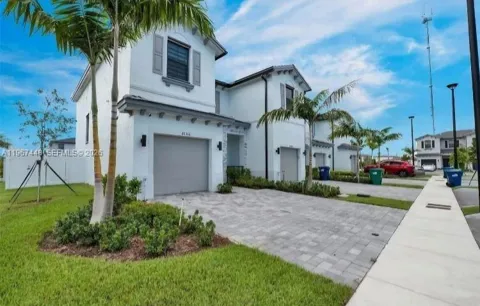 20366 NW 4th Path