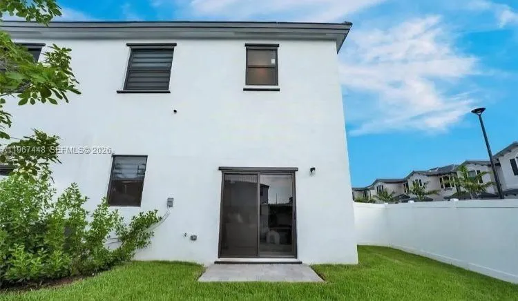 20366 NW 4th Path Miami Gardens, FL 33169