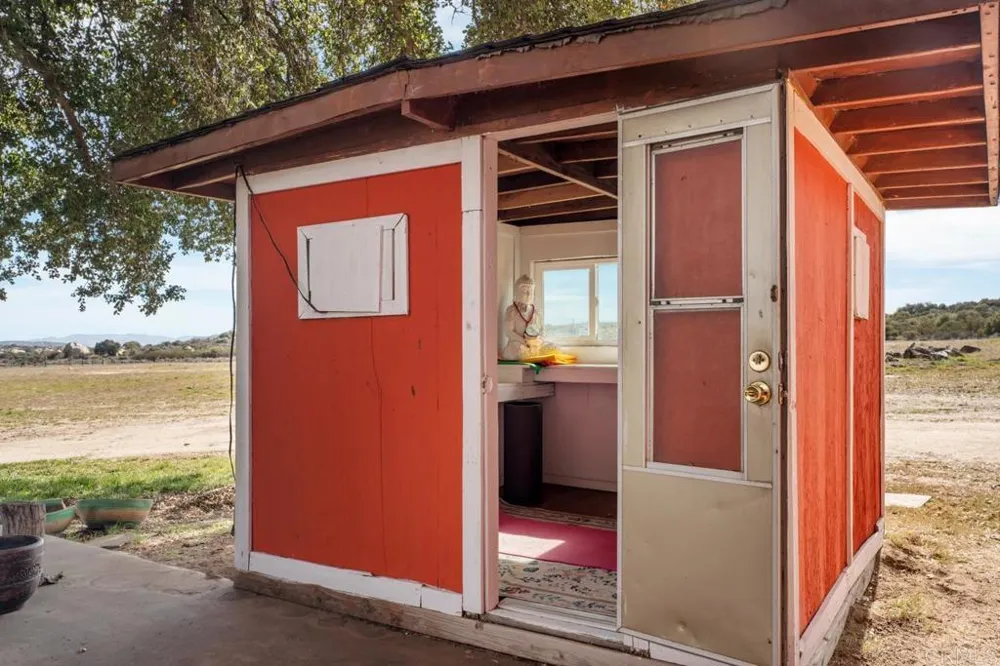 2758 Ribbonwood Boulevard, CA 91905