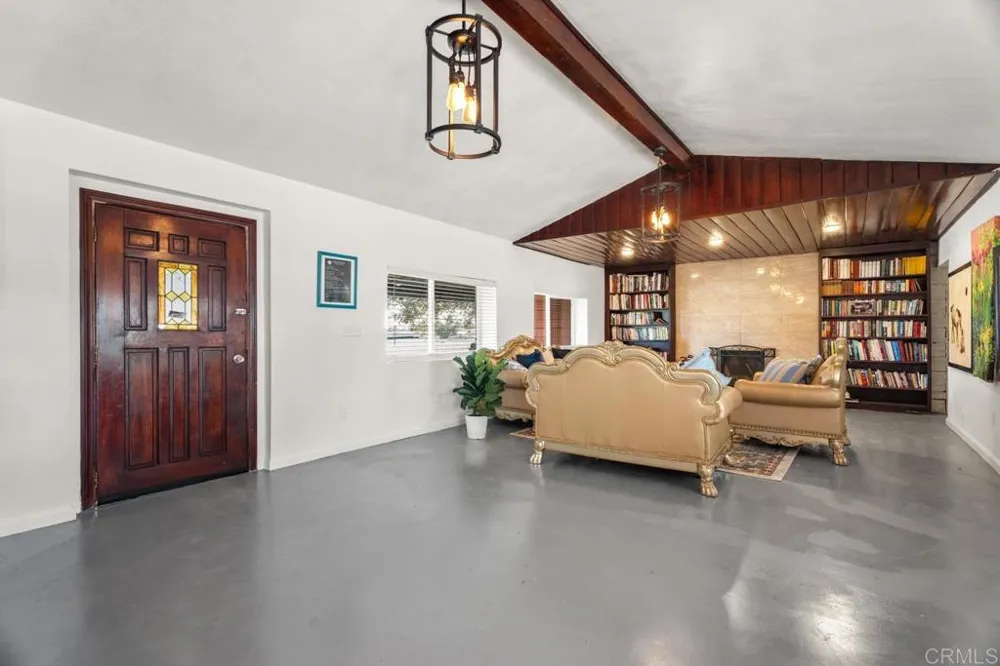 2758 Ribbonwood Boulevard, CA 91905