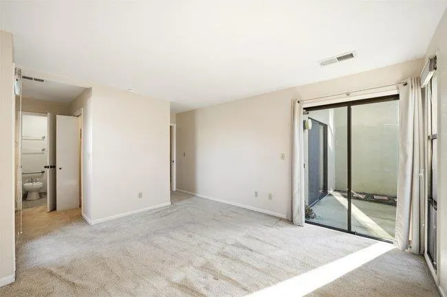 1067 Padre Drive #2 Salinas, CA 93901
