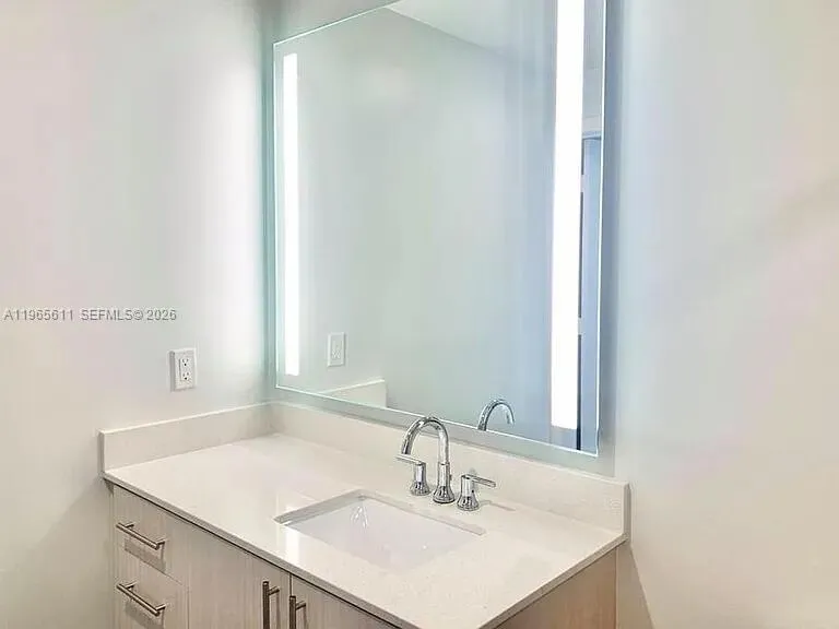 1200 West Ave #1507 Miami Beach, FL 33139