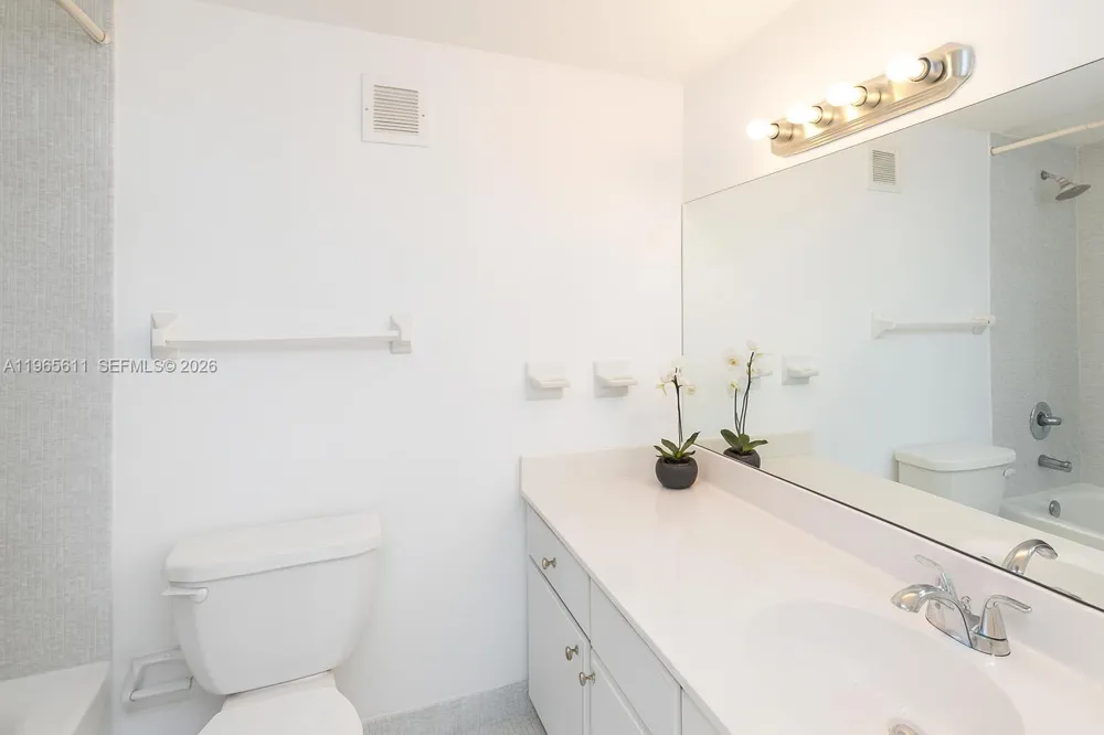 1200 West Ave #1507 Miami Beach, FL 33139