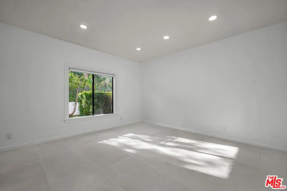 17606 Camino De Yatasto Pacific Palisades, CA 90272