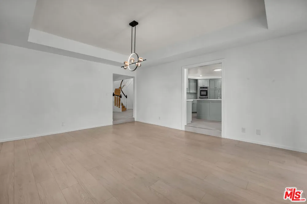 17606 Camino De Yatasto Pacific Palisades, CA 90272